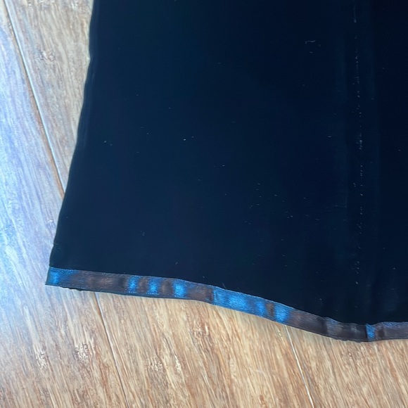 Mac & Jac velvet skirt - Picture 2 of 4